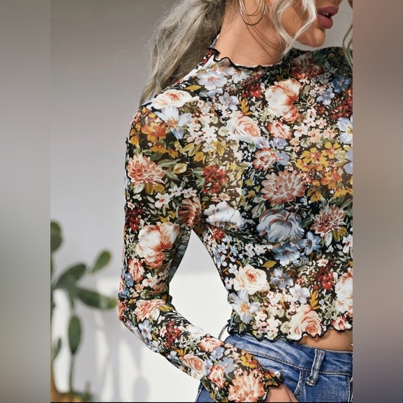 Floral Mesh Top - Picture 4 of 4